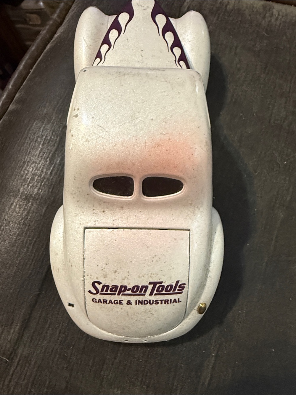 Snap-on White Die-Cast Retro Car Coin Bank with Purple Flame Accents